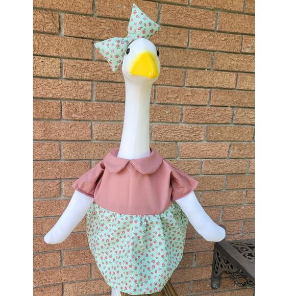 Handmade Ditzy Floral Porch Goose Dress with Wings & Hair Bow Pink Green Clothes - Picture 1 of 7